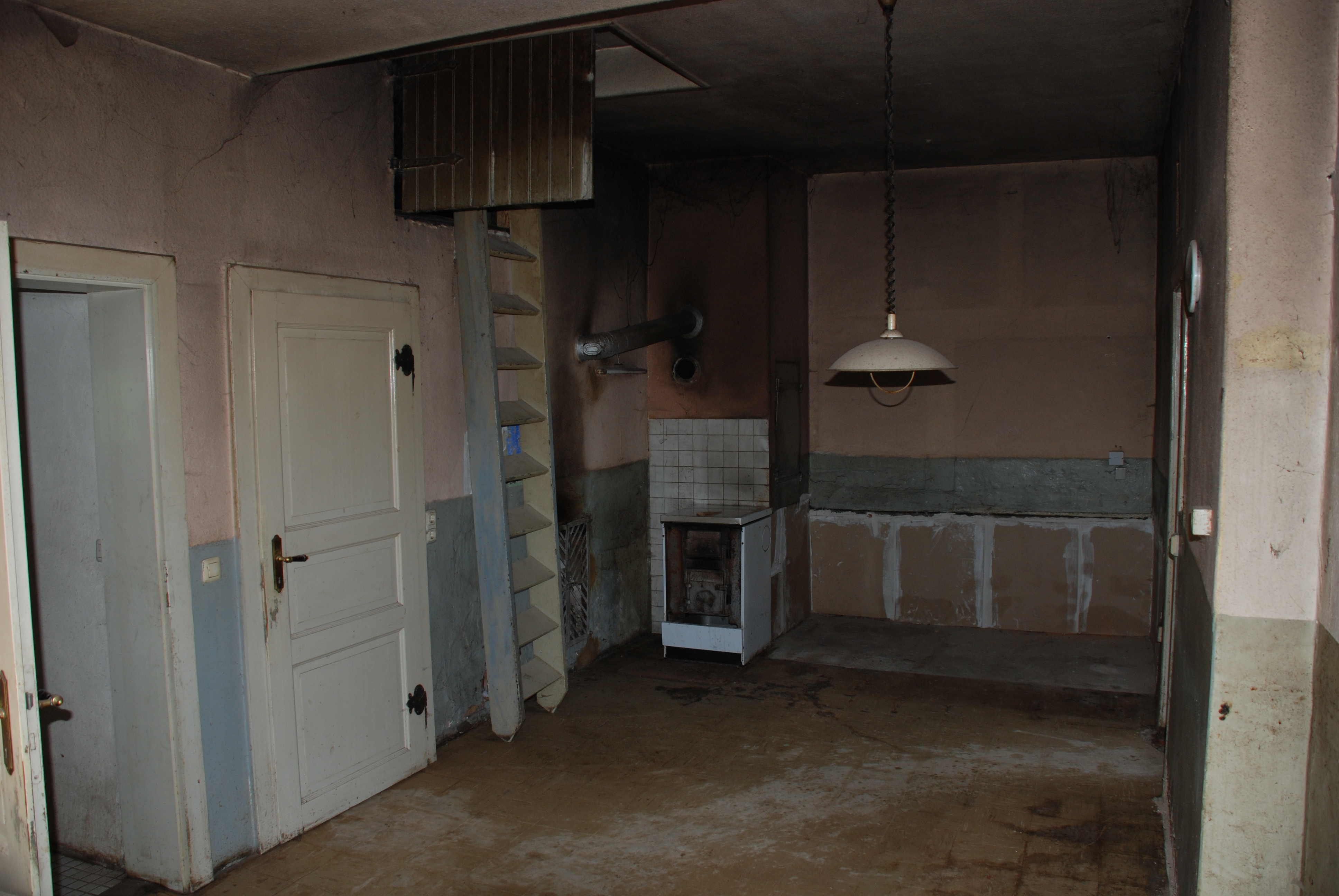 Die Küche vor der Sanierung